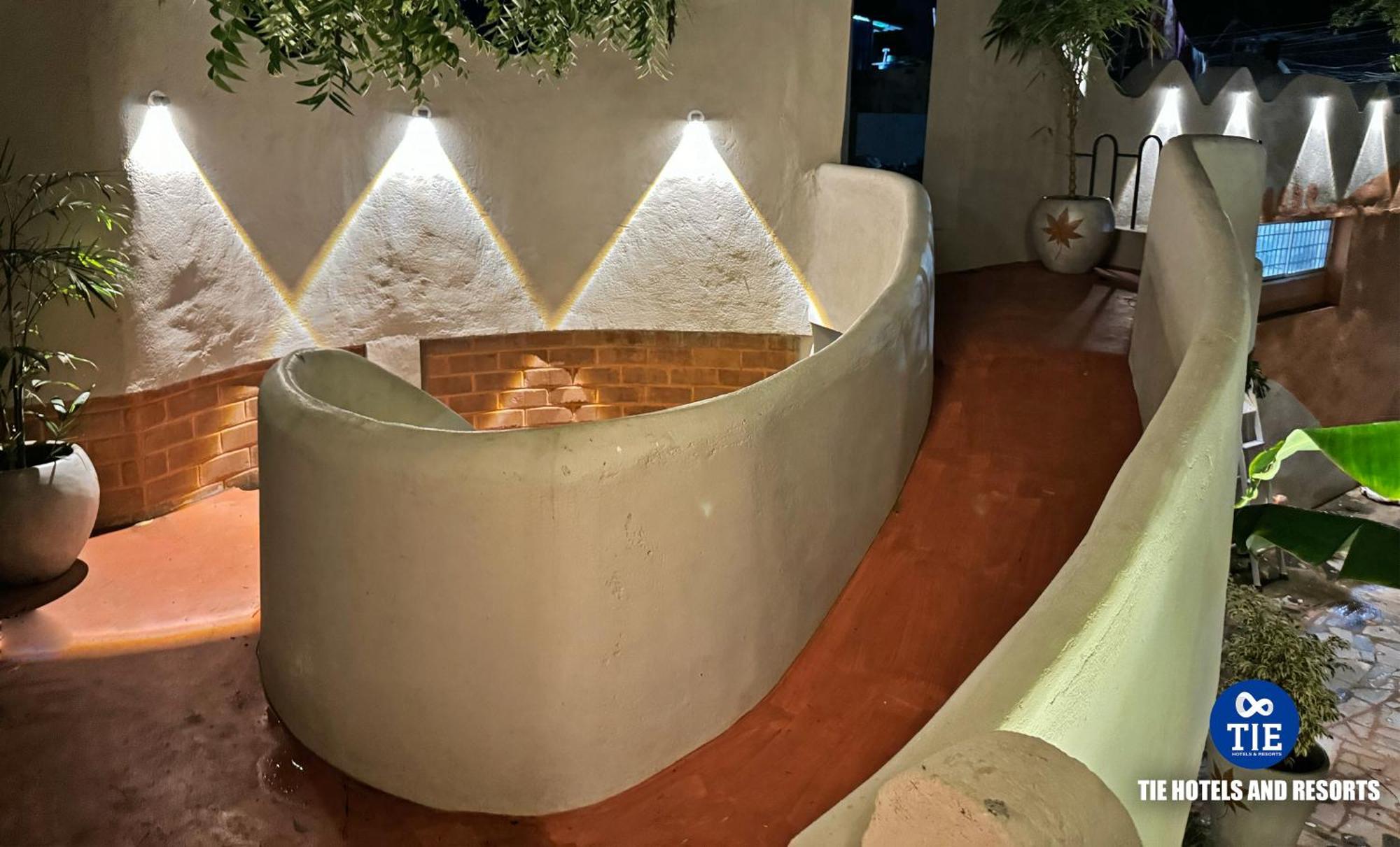 Eden Beach Resort - Tie Hotels & Resorts 蓬蒂切里 外观 照片
