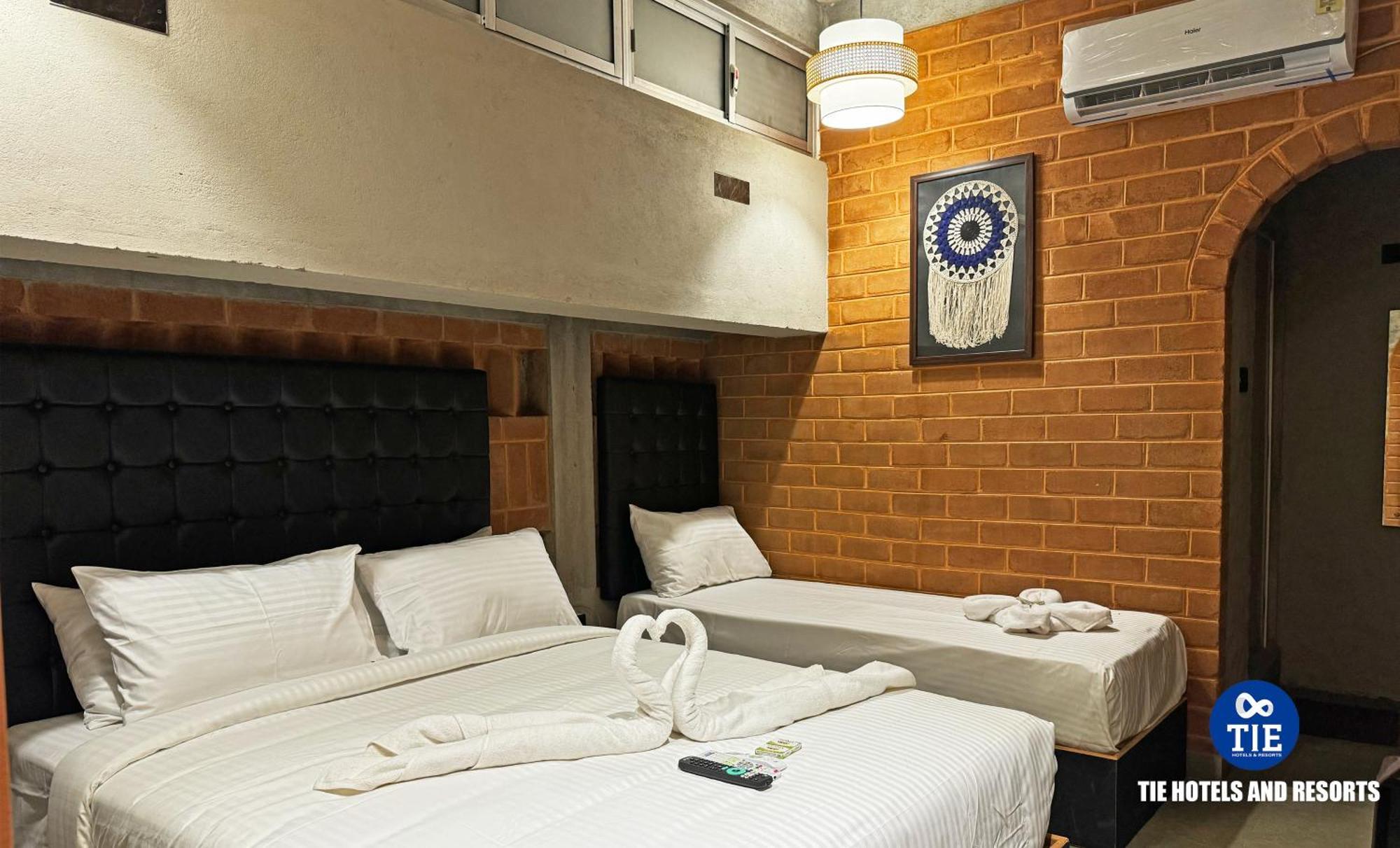 Eden Beach Resort - Tie Hotels & Resorts 蓬蒂切里 外观 照片